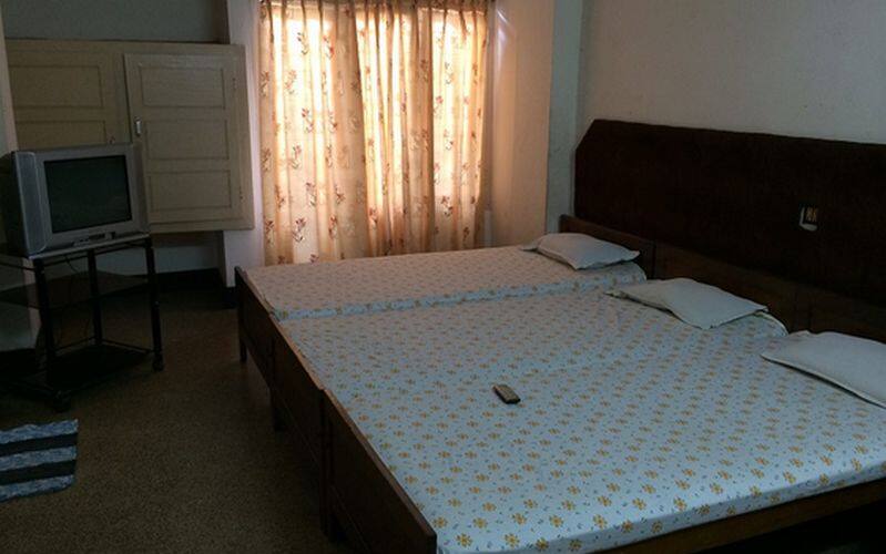 Lal Tourist Home, Thiruvananthapuram 5